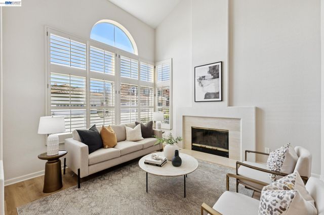 674 Crystal Ct, Pleasanton, CA 94566