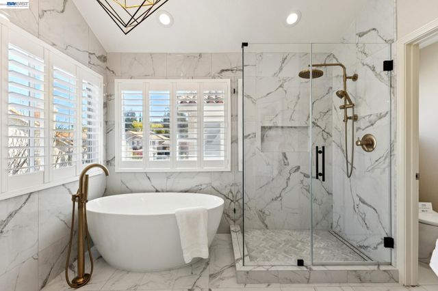 674 Crystal Ct, Pleasanton, CA 94566