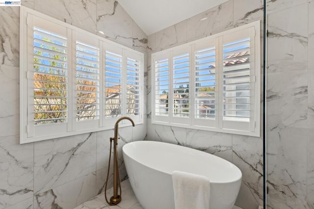 674 Crystal Ct, Pleasanton, CA 94566