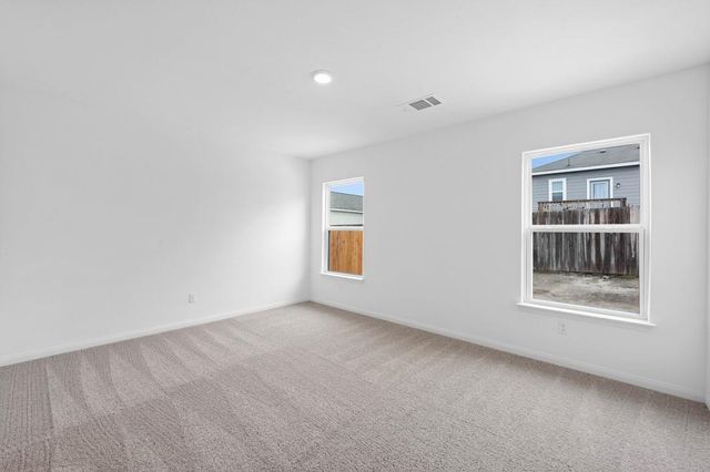 125 Morrison DR, Jarrell, TX 76537