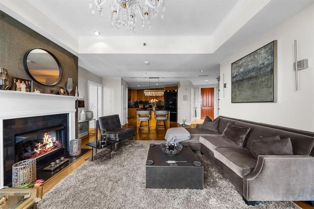 2881 Peachtree NE Road 1102, Atlanta, GA 30305