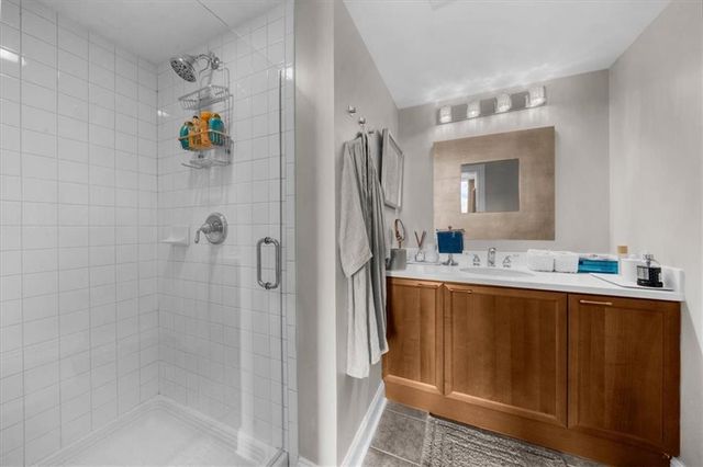 2881 Peachtree NE Road 1102, Atlanta, GA 30305