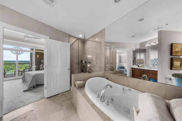 2881 Peachtree NE Road 1102, Atlanta, GA 30305