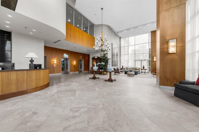 2881 Peachtree NE Road 1102, Atlanta, GA 30305