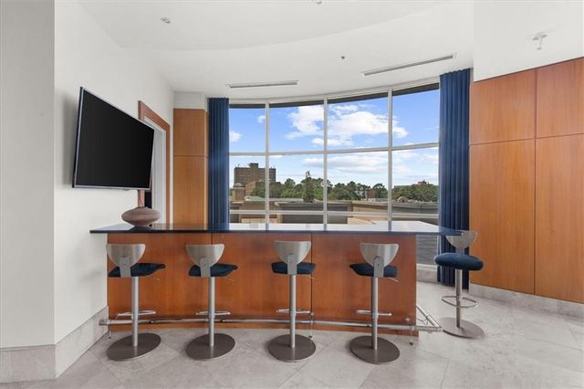 2881 Peachtree NE Road 1102, Atlanta, GA 30305