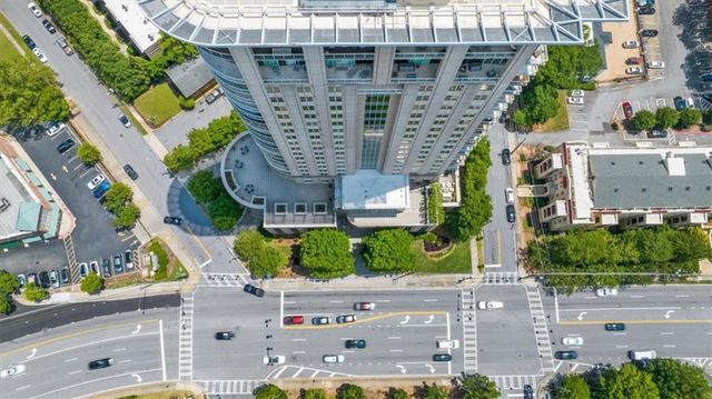 2881 Peachtree NE Road 1102, Atlanta, GA 30305