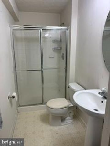 8425 BELDALE CT, Nottingham, MD 21236