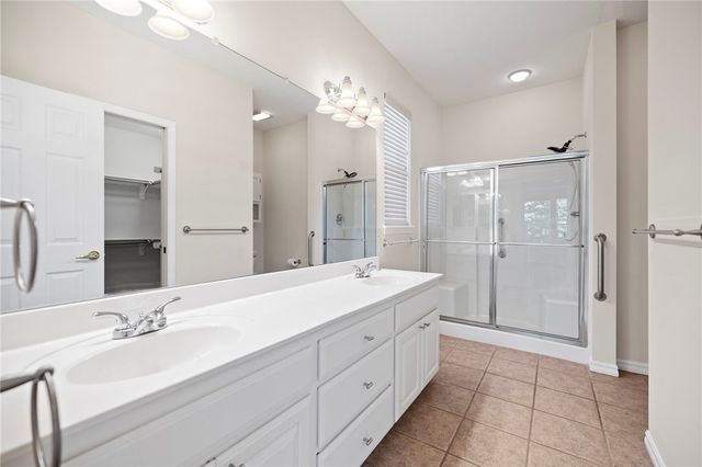 63 Highland Parkway, Bella Vista, AR 72715
