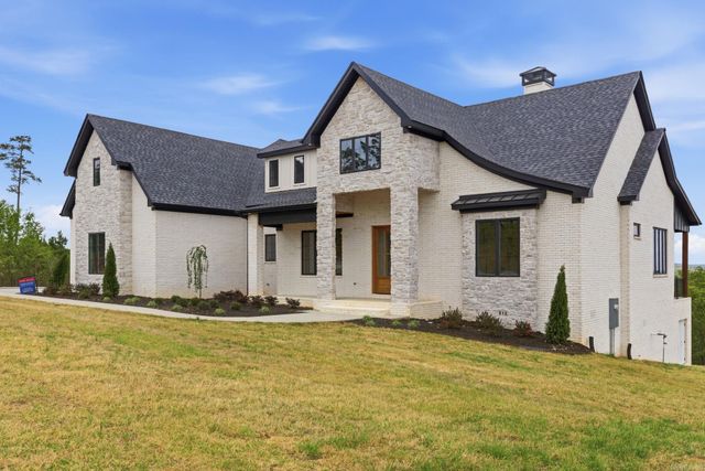 21510 Waterview Drive, Roland, AR 72135