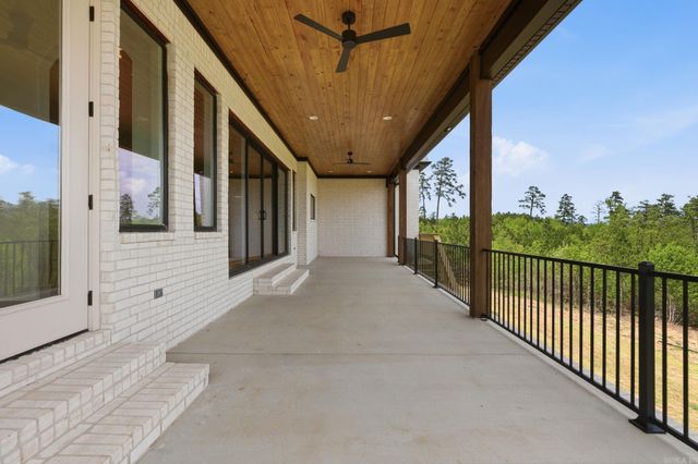 21510 Waterview Drive, Roland, AR 72135