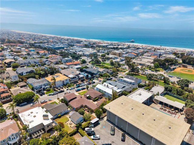 525 17th, Manhattan Beach, CA 90266