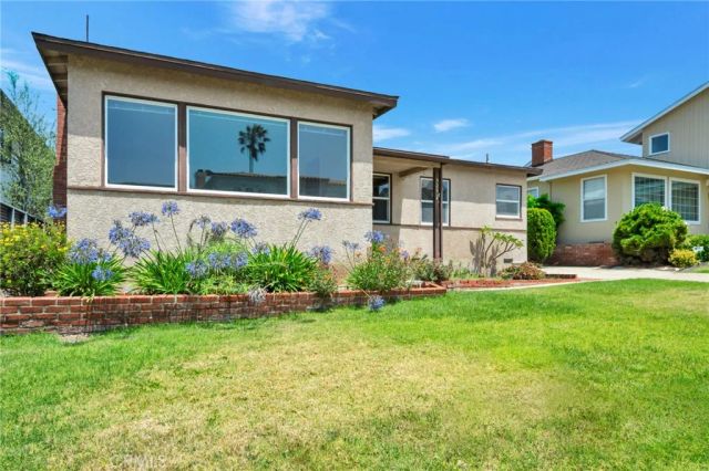 525 17th, Manhattan Beach, CA 90266
