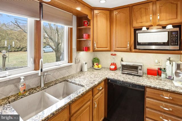 731 CHERRY ST, Bally, PA 19503