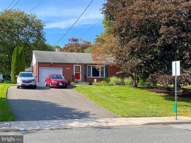 731 CHERRY ST, Bally, PA 19503