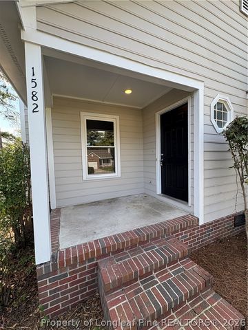 1582 Hazelcrest Drive, Fayetteville, NC 28304