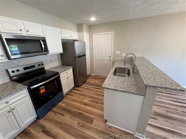 1582 Hazelcrest Drive, Fayetteville, NC 28304