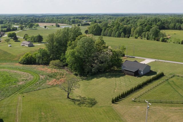 221 Northup Rd, Portland, TN 37148