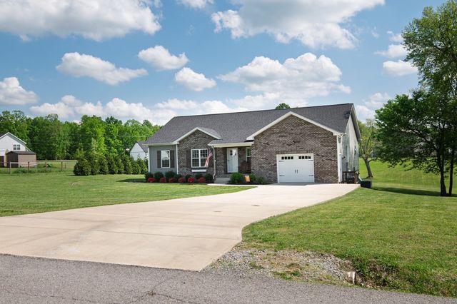 221 Northup Rd, Portland, TN 37148