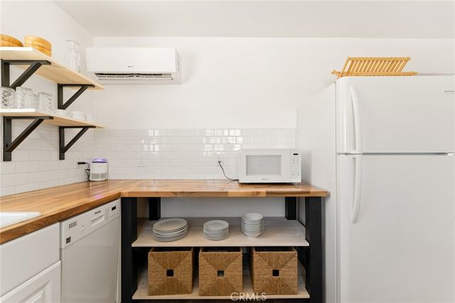 290 Bluegrass Road, 29 Palms, CA 92277