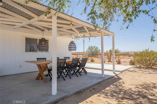 290 Bluegrass Road, 29 Palms, CA 92277