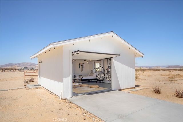 290 Bluegrass Road, 29 Palms, CA 92277
