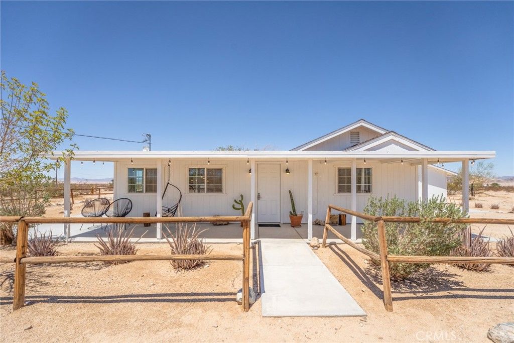 290 Bluegrass Road, 29 Palms, CA 92277