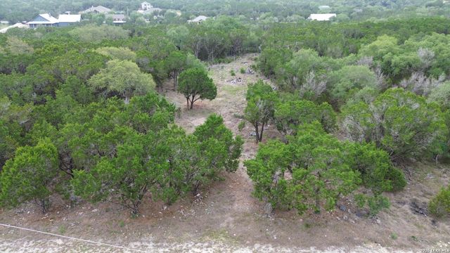 1240 HAPPY HOLLOW DR, New Braunfels, TX 78132
