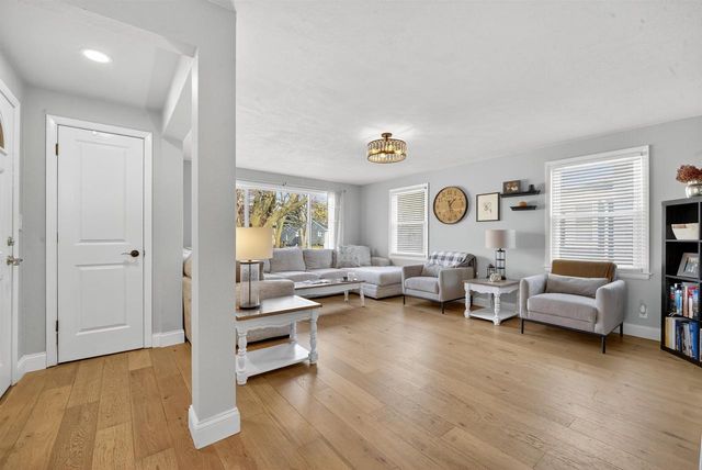 1119 W GLENDALE AVENUE, Appleton, WI 54914