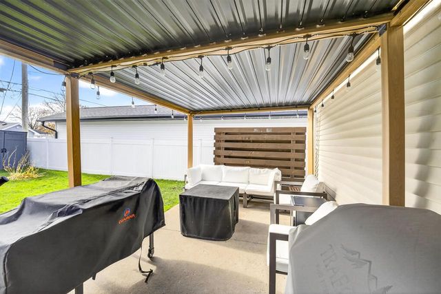 1119 W GLENDALE AVENUE, Appleton, WI 54914