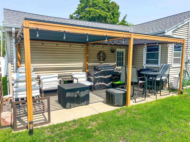 1119 W GLENDALE AVENUE, Appleton, WI 54914