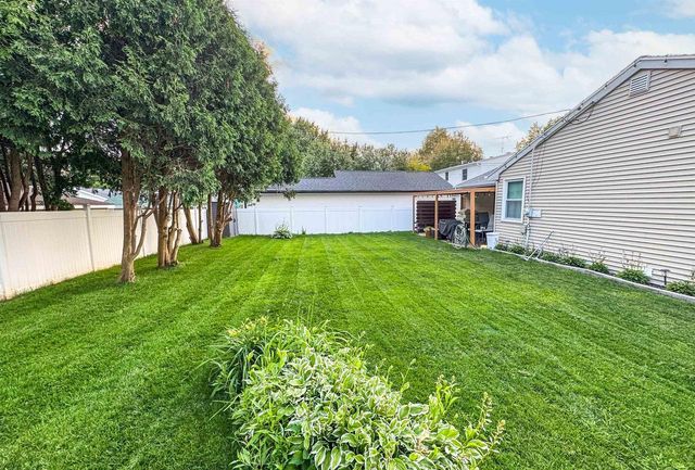 1119 W GLENDALE AVENUE, Appleton, WI 54914