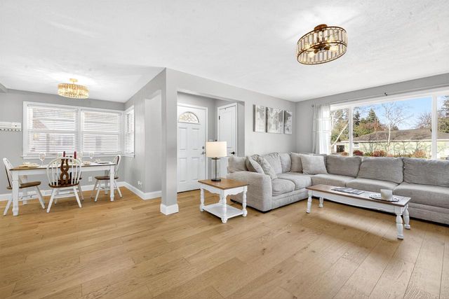 1119 W GLENDALE AVENUE, Appleton, WI 54914