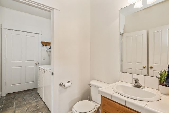 20663 Jayhawk Lane, Bend, OR 97702