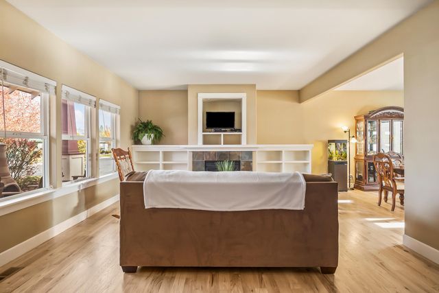 20663 Jayhawk Lane, Bend, OR 97702