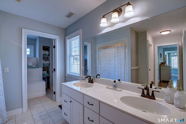 199 Barn Door Hills Road, Granby, CT 06035