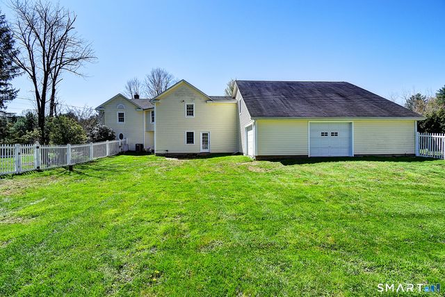 199 Barn Door Hills Road, Granby, CT 06035