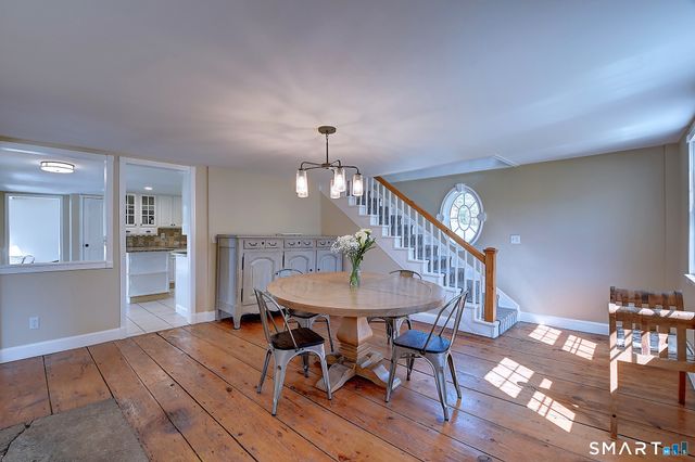 199 Barn Door Hills Road, Granby, CT 06035