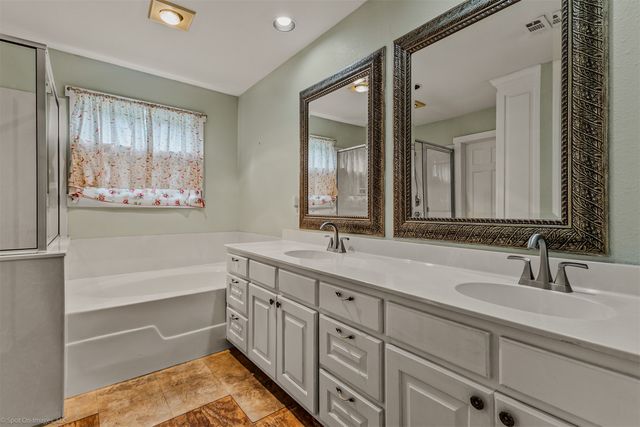 914 Griffith Avenue, Terrell, TX 75160