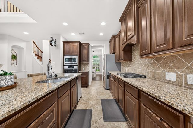 27554 Kingsland Place Lane, Fulshear, TX 77441