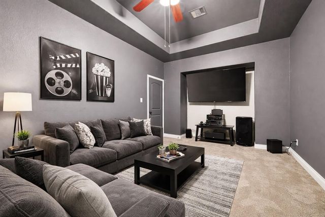 27554 Kingsland Place Lane, Fulshear, TX 77441