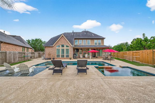 27554 Kingsland Place Lane, Fulshear, TX 77441