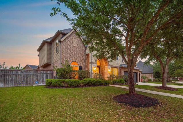 27554 Kingsland Place Lane, Fulshear, TX 77441