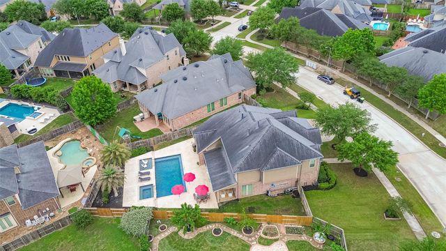 27554 Kingsland Place Lane, Fulshear, TX 77441