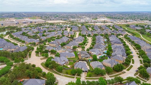 27554 Kingsland Place Lane, Fulshear, TX 77441