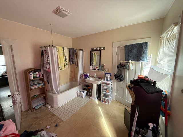 36 Barker Street, Rockingham, VT 05101