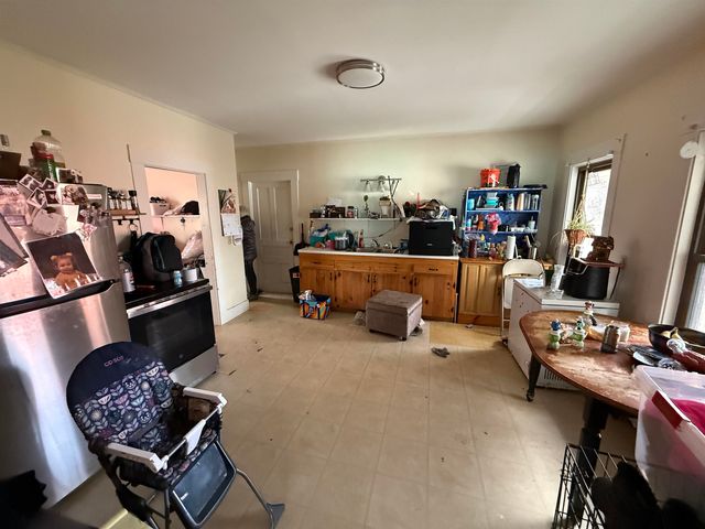 36 Barker Street, Rockingham, VT 05101