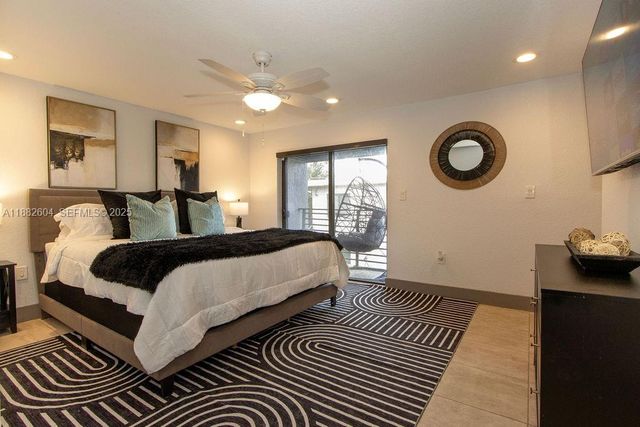2061 Washington Avenue 4, Opa-Locka # 4, Opa Locka, FL 33054
