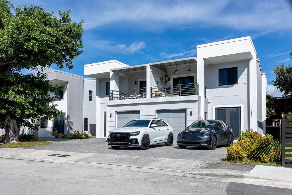 2061 Washington Avenue 4, Opa-Locka # 4, Opa Locka, FL 33054