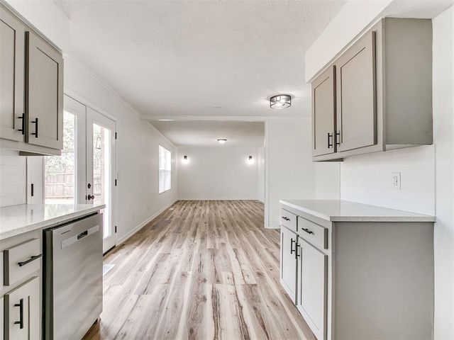 3301 Simmons Drive, Del City, OK 73115