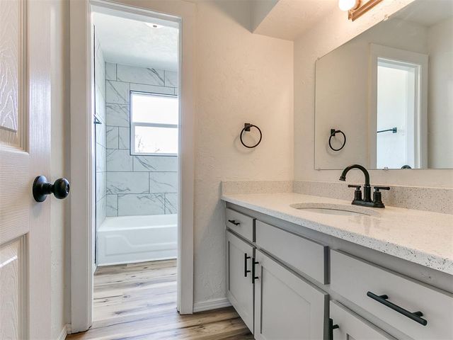 3301 Simmons Drive, Del City, OK 73115
